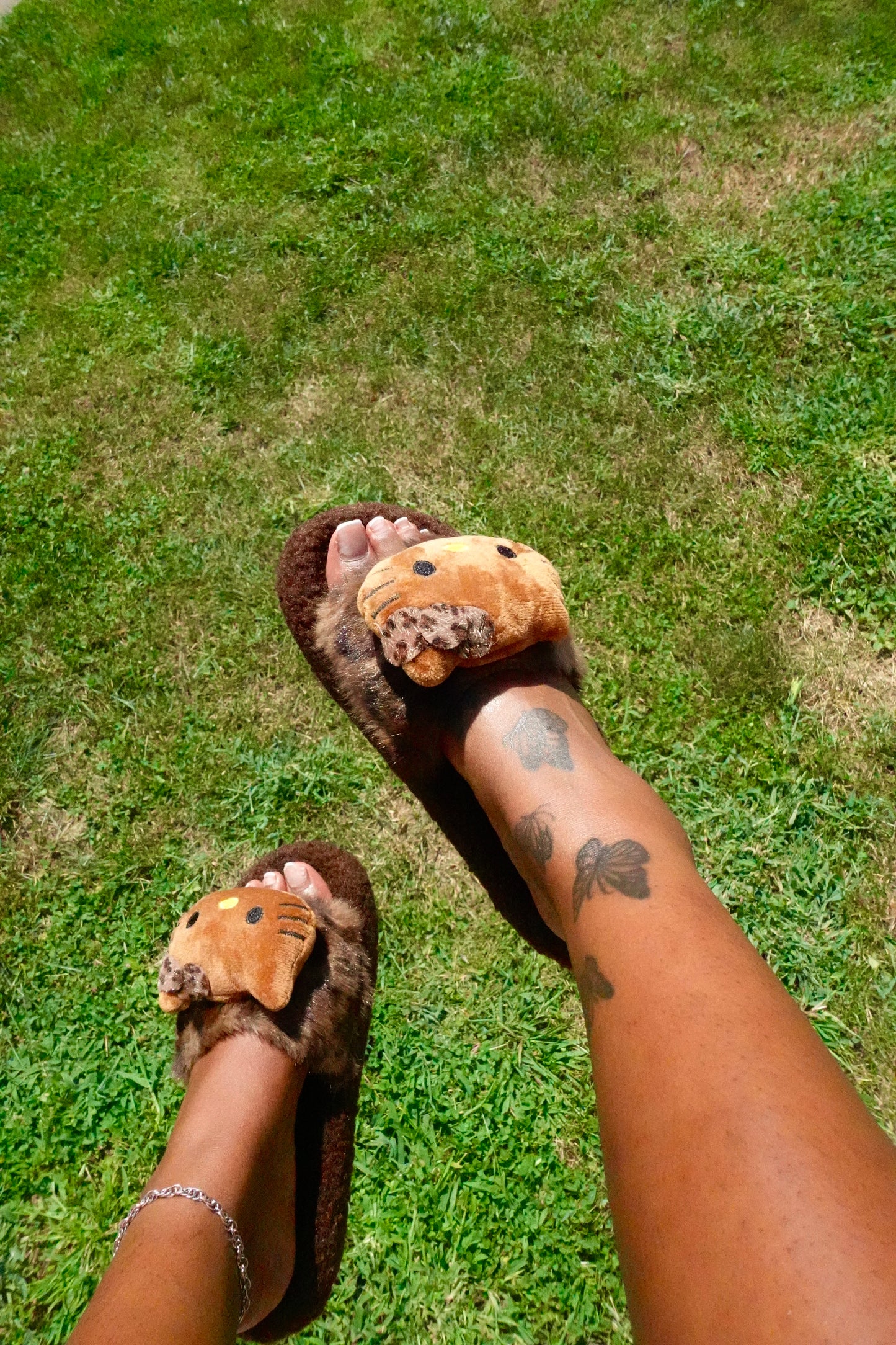Jumbo Hello Kitty Slippers